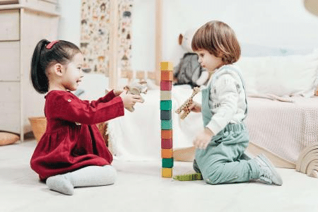 Brinquedo educativo para crianças: opções que unem diversão e aprendizado